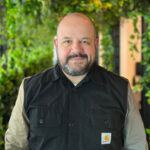 Portrait of author Neil Kinnear